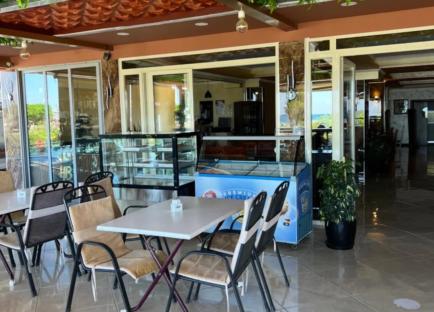 Besa Hotel Shëngjin