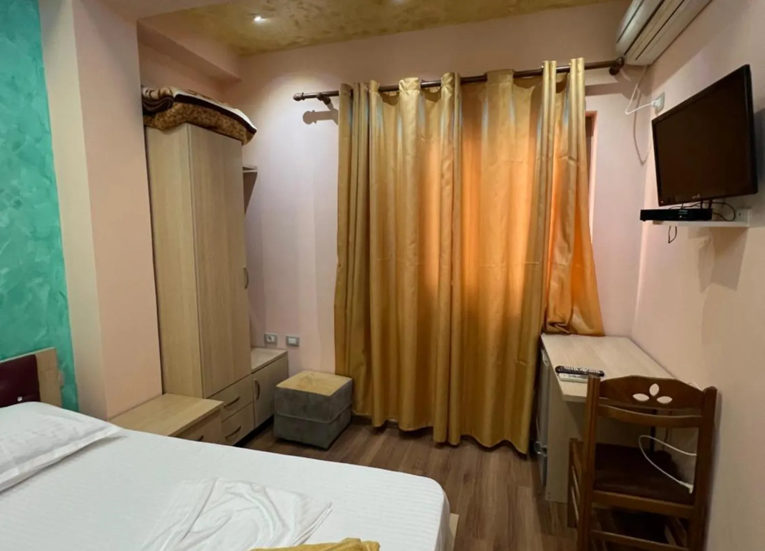 Besa Hotel Shëngjin