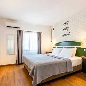 https://villa-flora.aegeanhotels.net
