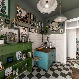 https://casa-do-jasmim-by-shiadu.hotels-lisbon-portugal.com